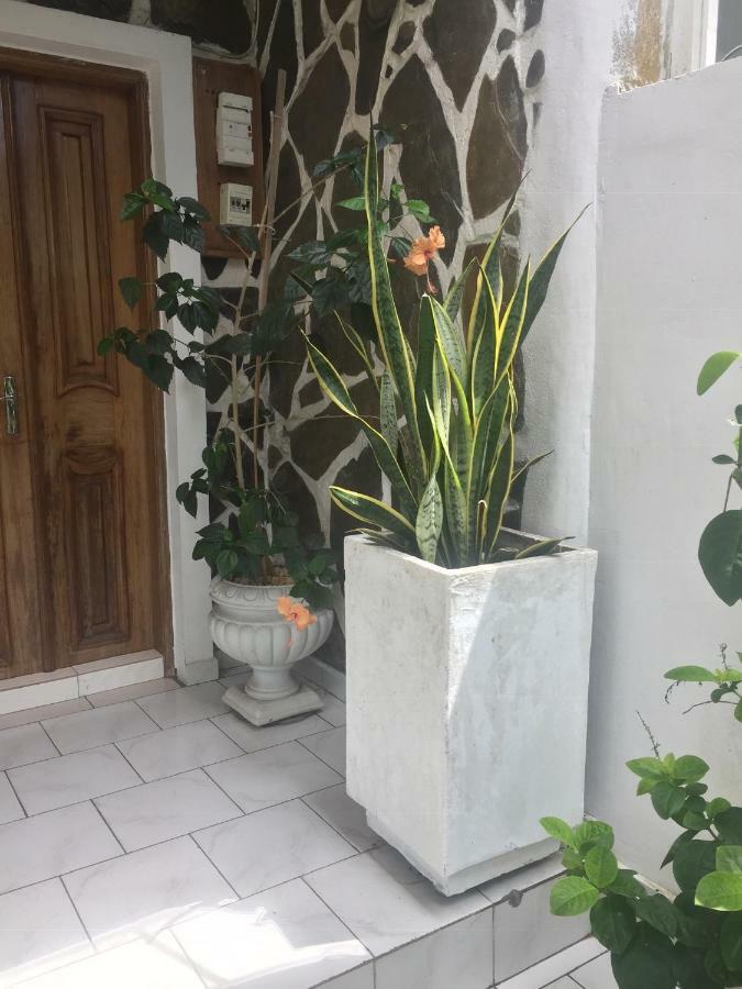 Residence Archange Pointe Noire Exterior photo